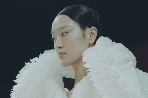 Iris van Herpen / Spring 2020 / Couture Model: Yue Han