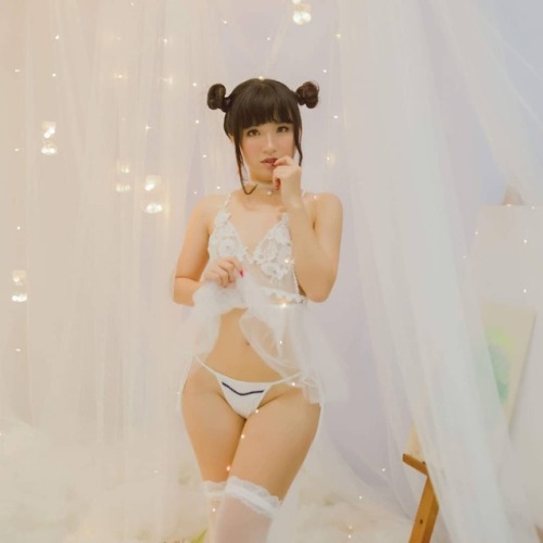 [OCTOBER PATREON TIER 5 TO 7 SET] TWINKLE TWINKLE &lt;3 Become Patron to get the set here - Patr