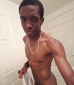 Might not be ur favorite porn star but I can be ur favorite rockstar. 