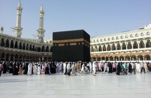 TheGreat Mosque of Mecca.  Al-Masjid al-Ḥarām,literally “the Sacred Mosque”.TheGreat Mosque is one o
