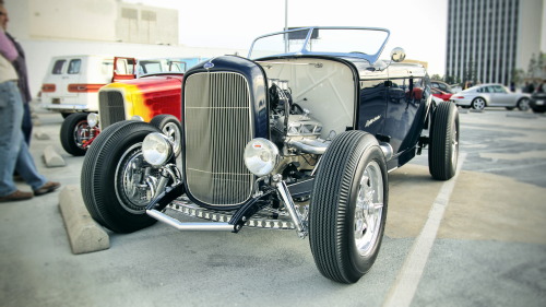 world-on-wheels:  Little Sister Breakfast Club L.A. Petersen Automotive Museum 
