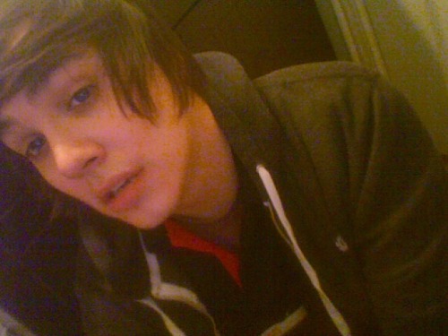 slugly:  just got off work, o (◡‿◡✿) 