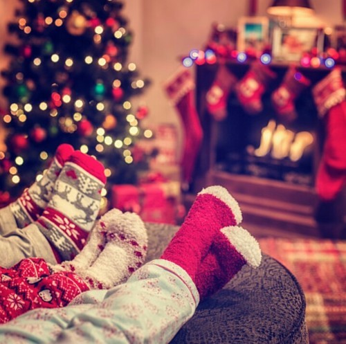 perpetuallychristmas:Christmas Posts All Year! (New posts every 3 minutes!!) Some day ❤😍