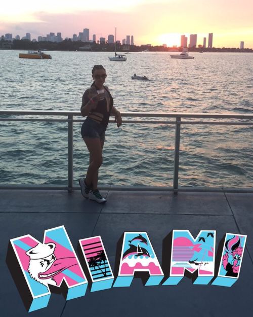 #miami vibez #redfoo #ultra #sunset 🌇 adult photos