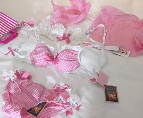 brat-grrl2: buttress and snatch lingerie from my last client 