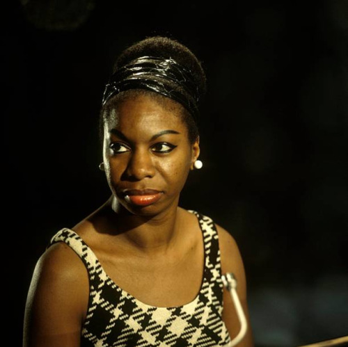 twixnmix:Nina Simone performing on a TV show filmed at BBC Television Centre in London, 1968. Photos