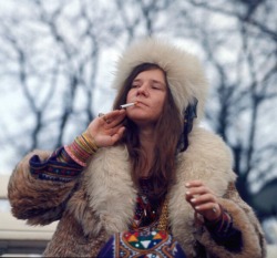 decadesfashion:  Janis Joplin, 1960s