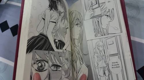 Lily Love volume 3 sample print—Donut, what are you doing? Donut, staph!