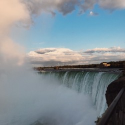 monetfairy:so, niagara is actually all it’s cracked up to be. 