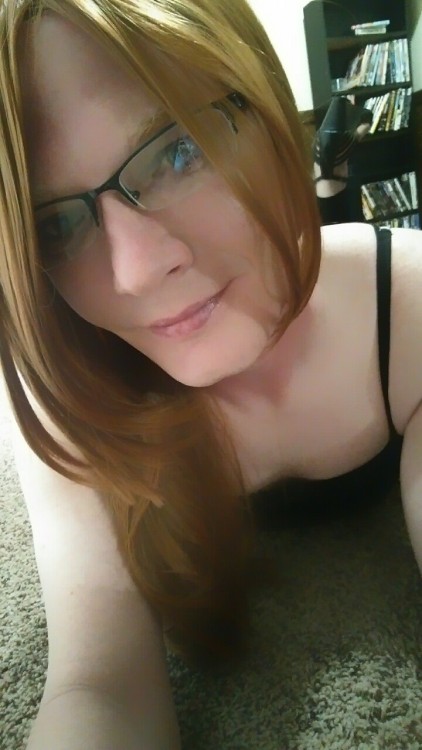 deviant-dressed:  Feelling god. Despite my hair being a pain.