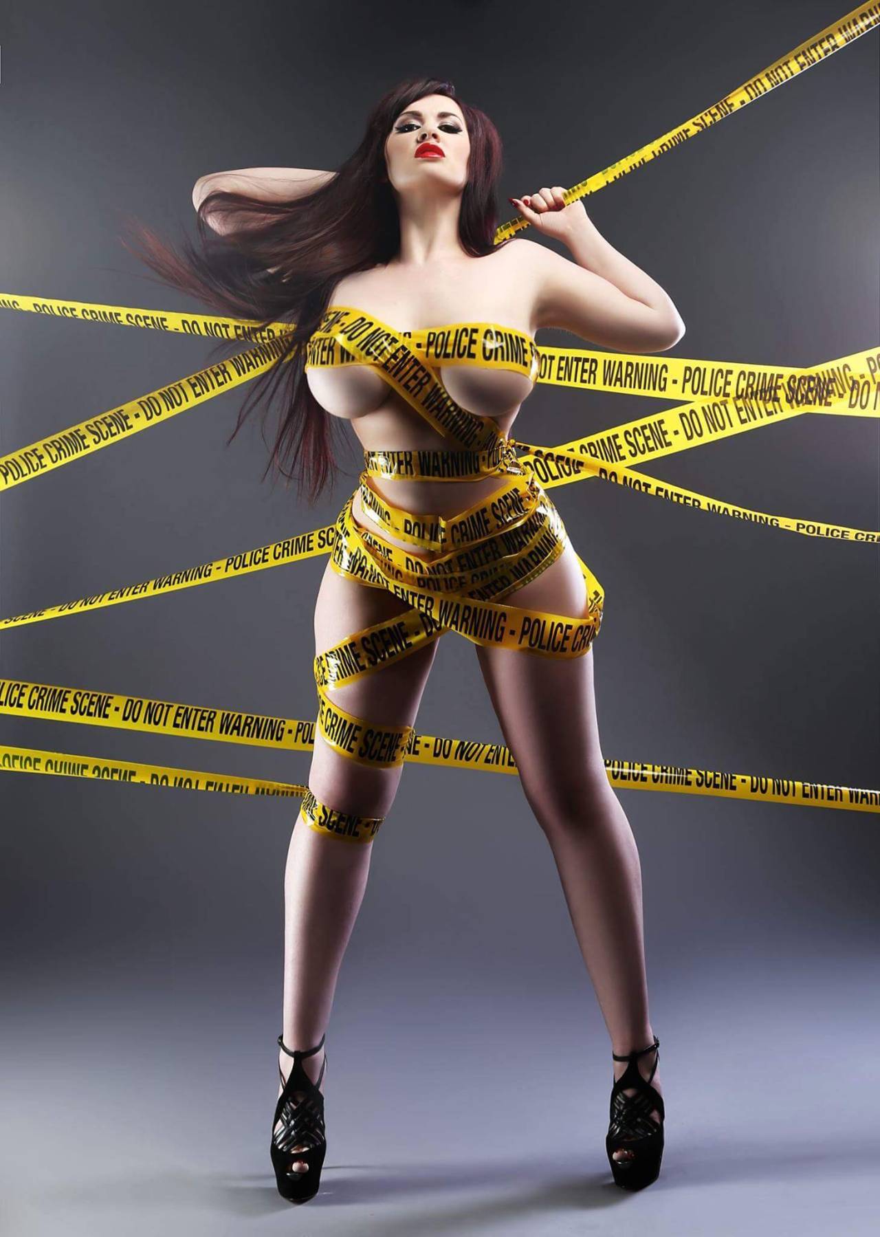 mtmoto:  Lexy Lu in her crime scene