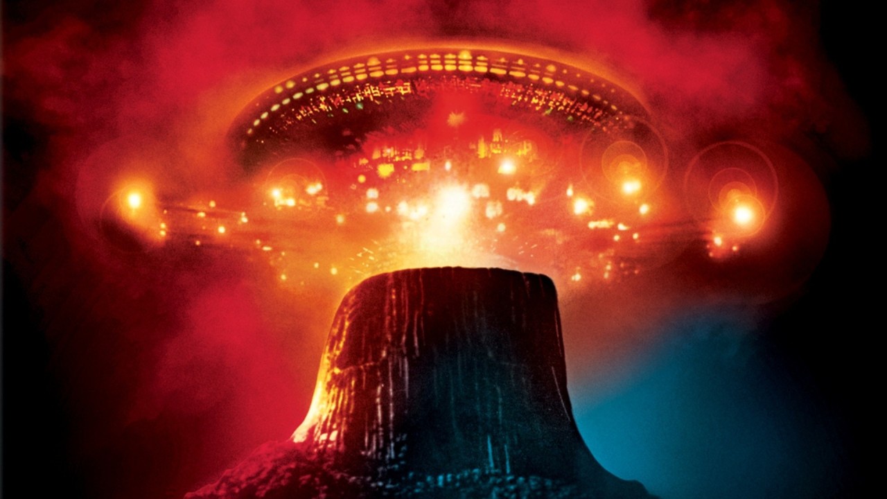 larger-universe:  Close Encounters of The Third Kind Ufo appriciation