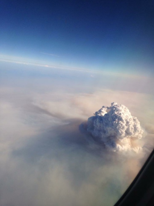 culturite: A view of the Pemberton forest fire from the skycrazy.