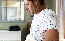 hunterize:  Dean Winchester + clumsiness