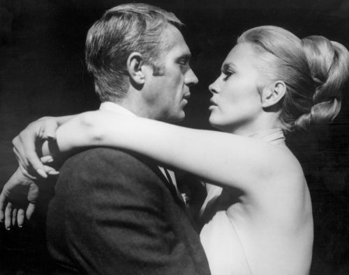 fussyfella: Steve McQueen and Faye Dunaway from the original Thomas Crown Affair. The sexual chemist