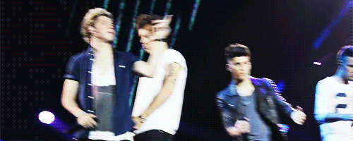 mycheshireboy69:  One Direction   Dance 