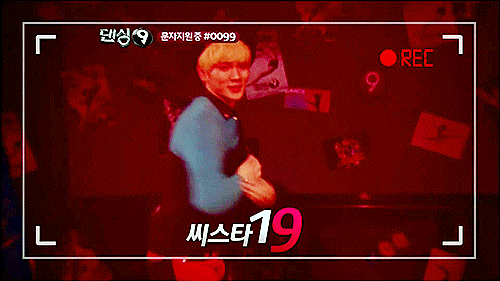 mylittlemint:  Key’s irresistible everything…..   (╯°□°）╯︵ ┻━┻