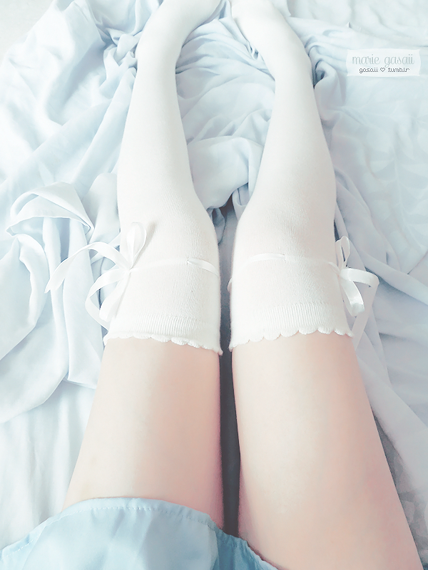 gasaii:  Over-the-knee socks [discount code: strawberry]  Read the product review