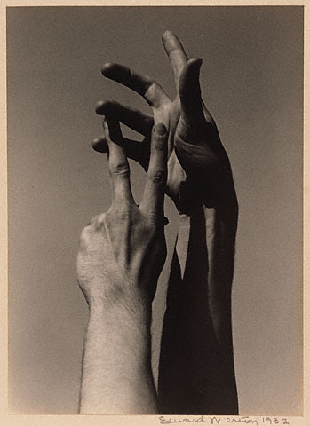 inneroptics:  Hands of Harald Kreutzberg - Edward Weston, 1932.