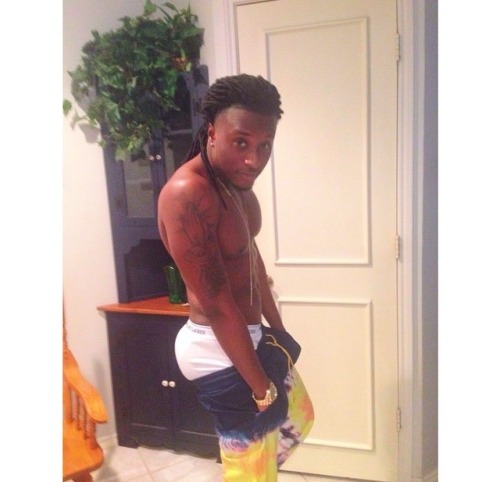 checkmycredentials:  #checkmycredentials  Yes mmm so sexy brother