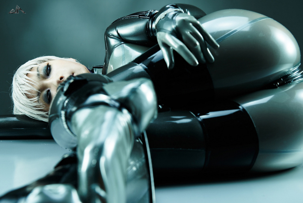 cosplaygirl:COSPLAY: LAUGHING OCTOPUS COSPLAY MGS4 BY OMI K GIBSON!!! « Tokyomi