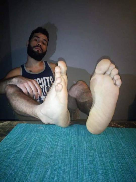 feet-beat:  solesearcherguy:    👅 😋 😛 👣
