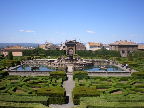 italian-landscapes:Villa Farnese, Caprarola, Lazio, ItalyArchitetto / Architect: Jacopo Barozzi, det