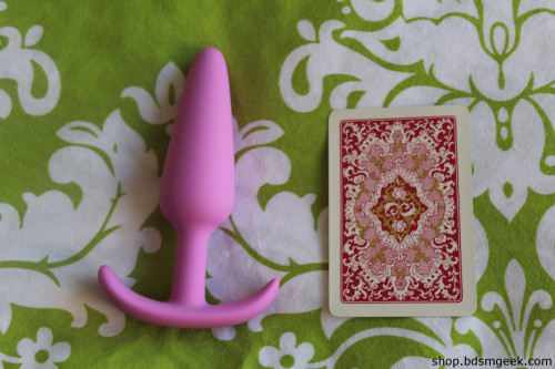 bdsmgeekshop:  alice-is-wet:  bdsmgeek:bdsmgeekshop:  Silicone Tall Bum Trainer Plug    New plug now in the shop! Great for beginners!  Eeee, these are my favorite for long term wear, all day, all night, etc.I really REALLY want to get the largest version