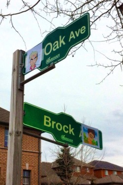 99fandomsbut-twilightaintone:  LOOK WHAT SOMEONE DID TO THE STREET SIGNS WHERE I USED TO LIVE OMG