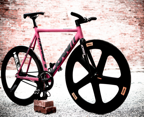 bisikleta:  LOW x Pepper Riser Bar (by Father_TU)