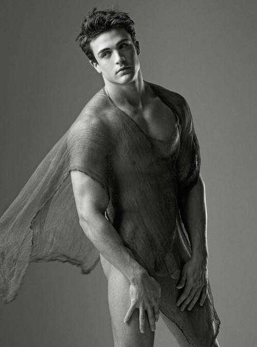 mancrushoftheday:  Reblogged via @man_crush 