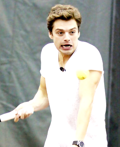 stanseba:  If Sebastian Stan playing tennis porn pictures