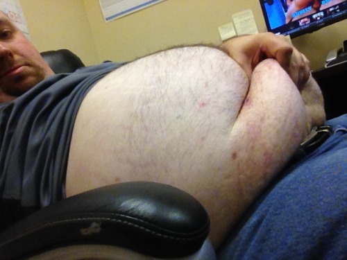 fatguy1985:  bisexual dom bear chub daddy in toronto, canadaseeking sub twink fuck buddies 30 | 5'11" | 290 lbs | 7x6 | uncut | versatileAsk | Submit | Me | Chat CONTACT ME  Grommr FatGuy1985  Chasabl FatGuy1985  xTube BigBiChub  Kik BigBiChub  Skype