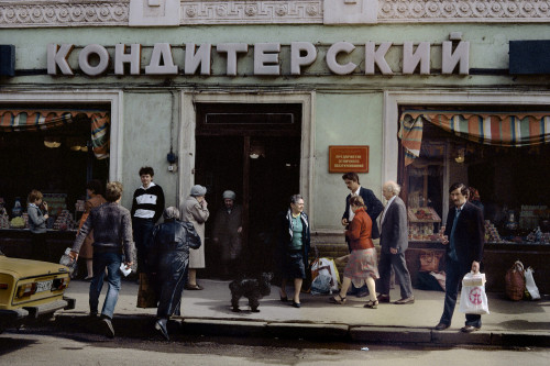 Moscow 1989. Photographed by Harry Gruyaert.