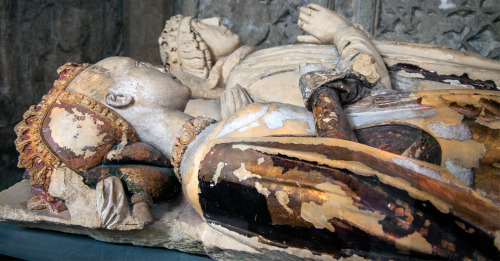 Tomb effigies pf Joan Neville (d. 1462) and her husband William FitzAlan, 16th Earl of Arundel (d. 1