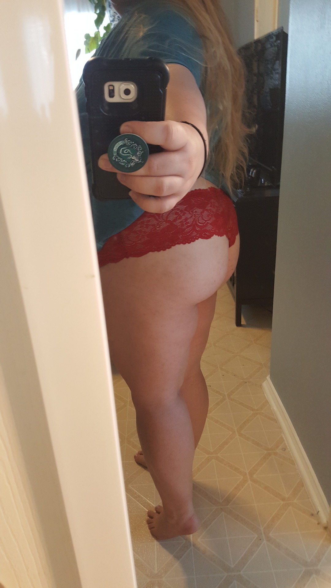perfectly-punzel:  4/30/18  *Bringing back the morning mirror pics since so many