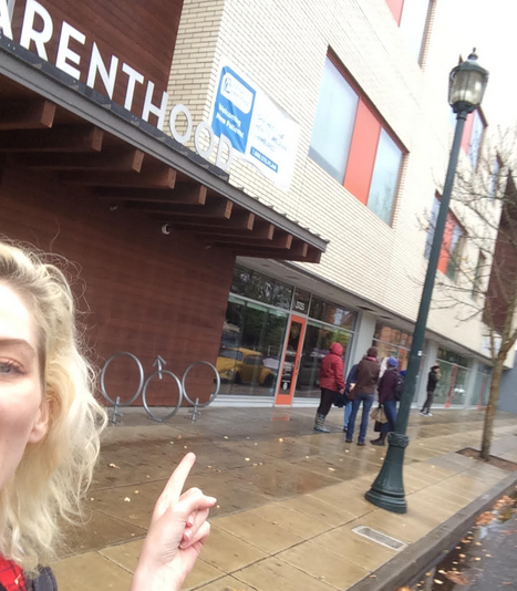 This Woman Stopped A Planned Parenthood Protest By Chanting “Yeast Infection”