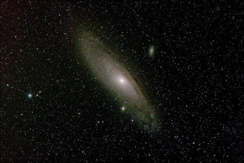 breathesuniverse: M31 by _Dima_ on Flickr.