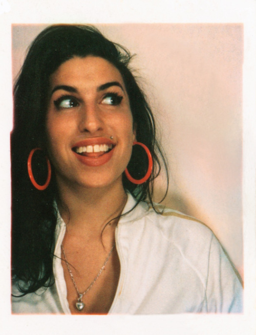 Amy Winehouse photo booth pictures, 2004 