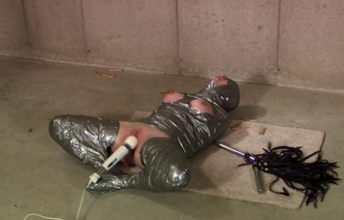 https://extreme-bondage.tumblr.com/post/117239001631