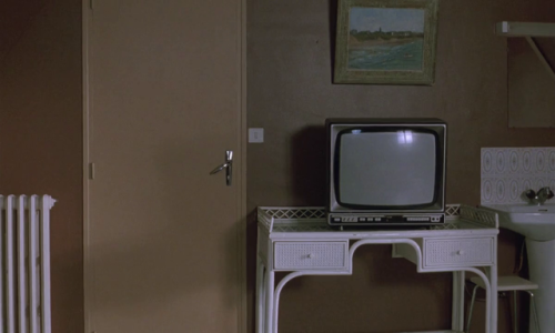 365filmsbyauroranocte: La cérémonie (Claude Chabrol, 1995): interiors