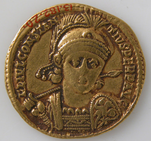 met-medieval-art:Solidus, Metropolitan Museum of Art: Medieval ArtRogers Fund, 1913Metropolitan Muse