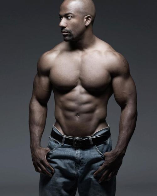 zamnzaddyyy:  Love Mature Black Men Follow: ZamnZaddyyy.Tumblr.com