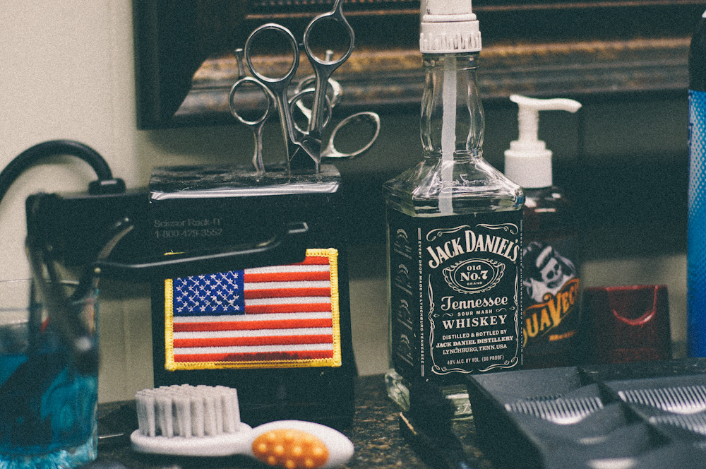 vintagebarbershop:  whiskeygrade:  Wilfred’s Barber Shop - Nashua, NH | Whiskey