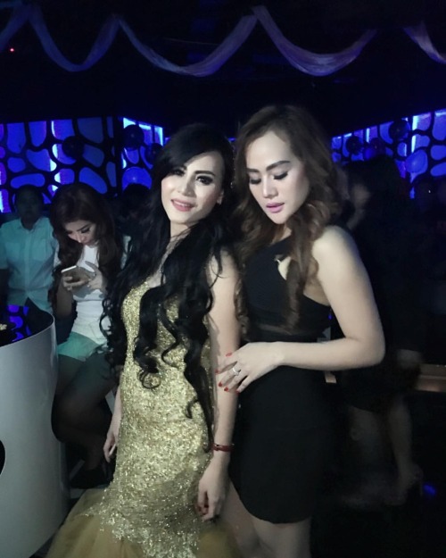 aseangirl:&lt;b&gt;AseanGirl.tumblr.com&lt;/b&gt;