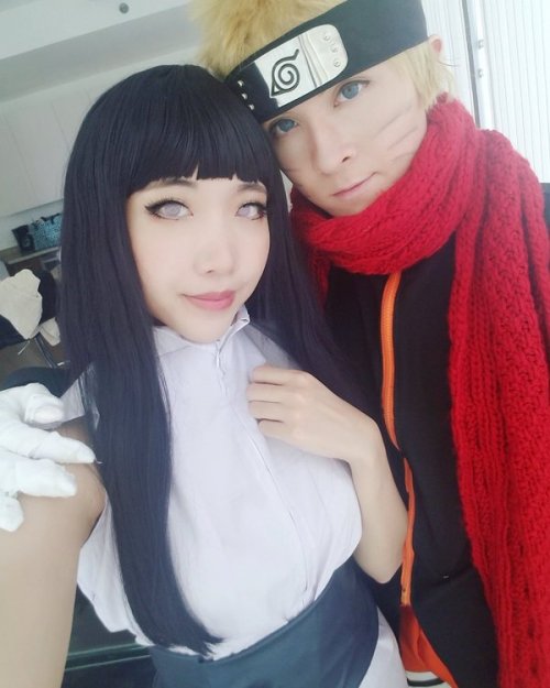 uchihahotline:I like really can’t see so sorry if the picture is bad but day 3!! NaruHina! See