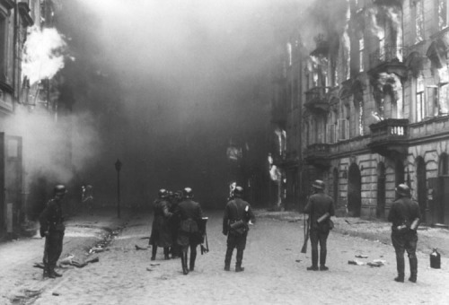 xaybxtch:  Today is the 71th anniversary of the Warsaw Uprising. The Warsaw Uprising was a major World War II operation by the Polish resistance Home Army to liberate Warsaw from Nazi Germany. The Uprising began on 1 August 1944 and it ended on