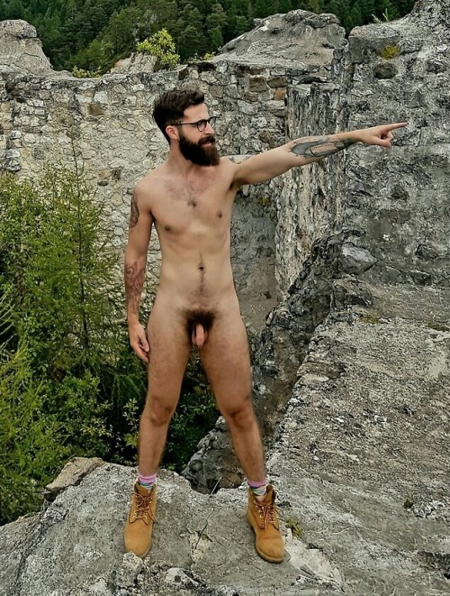 otternaturist: Hairy faces and slim bodies:otternaturist.tumblr.com Uncut