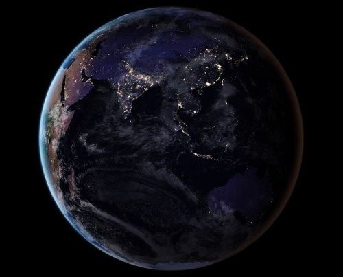 the-wolf-and-moon:NASA’s Black Marble Earth
