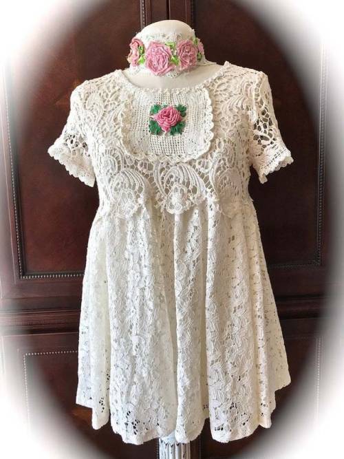 Beautiful Spring Lace Trellis Tunic byIzzyRoo